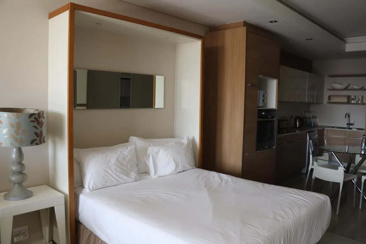 The Residences At Crystal Towers Cape Town Aparthotel