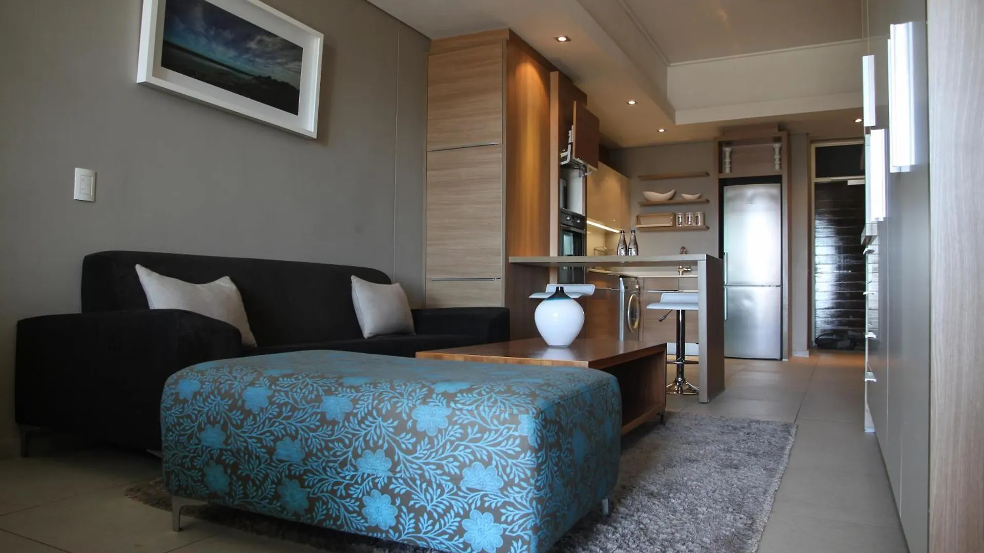 The Residences At Crystal Towers Cape Town 4*,