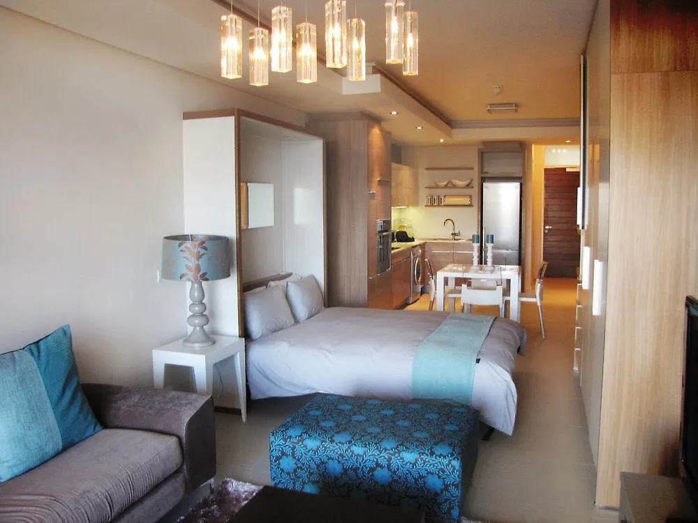 The Residences At Crystal Towers Cape Town Aparthotel