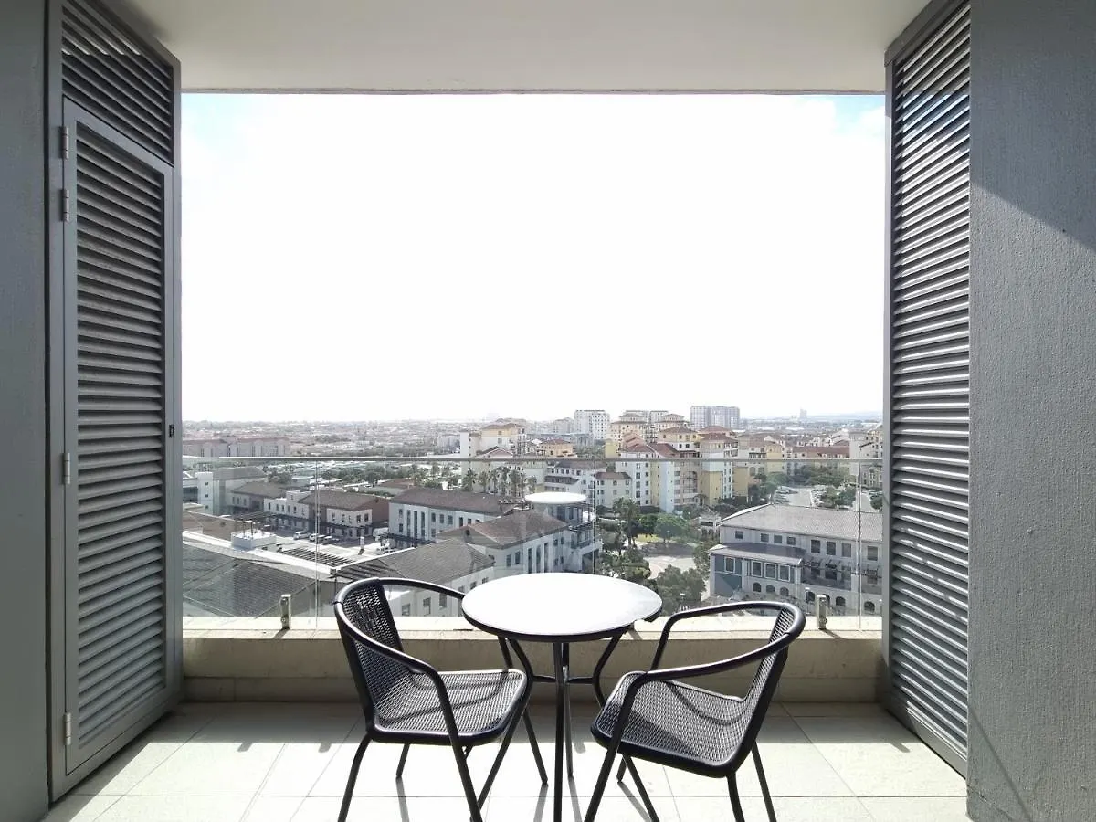 The Residences At Crystal Towers Città del Capo Sudafrica