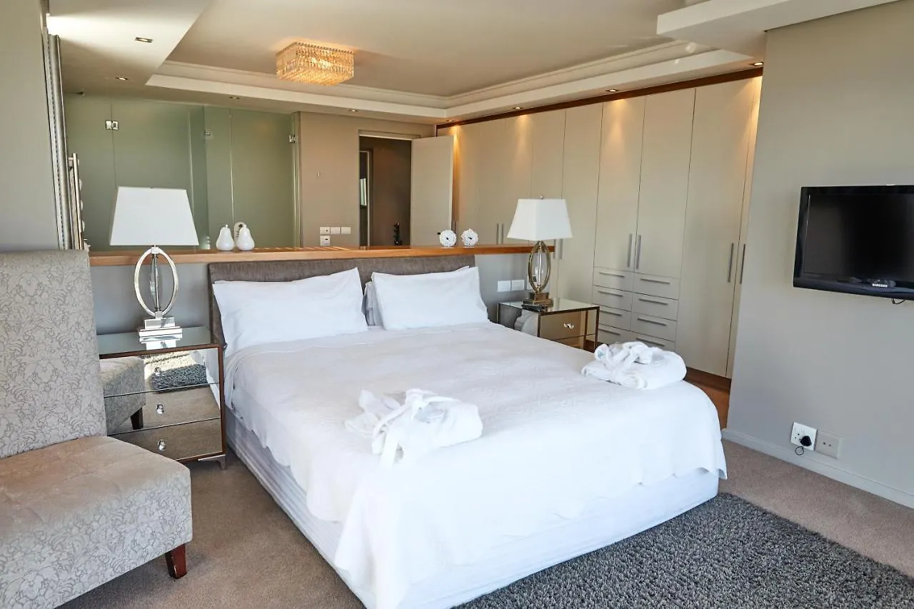 **** Aparthotel The Residences At Crystal Towers Città del Capo Sudafrica